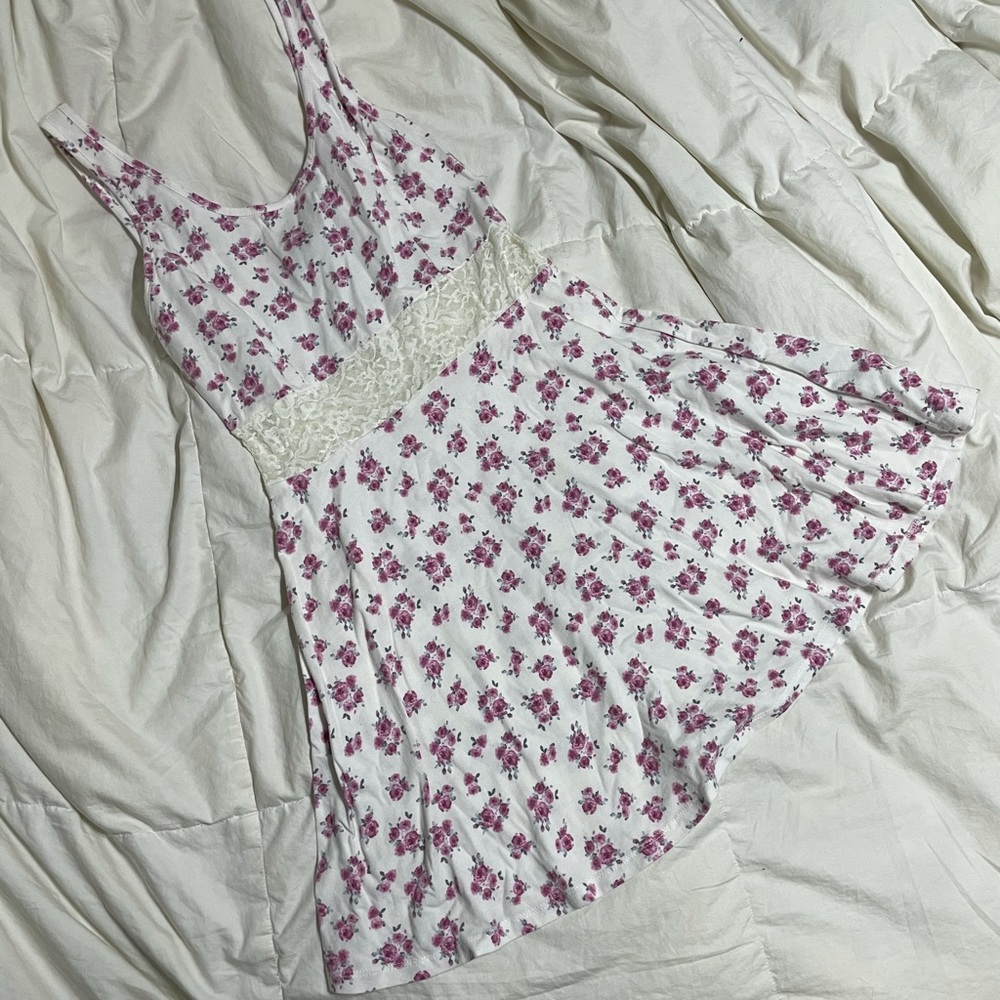 • Forever 21 • Medium